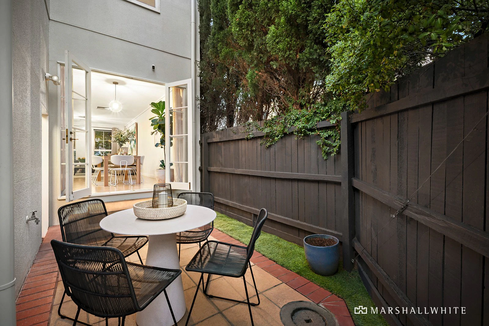 20 Cromwell Place, South Yarra, VIC