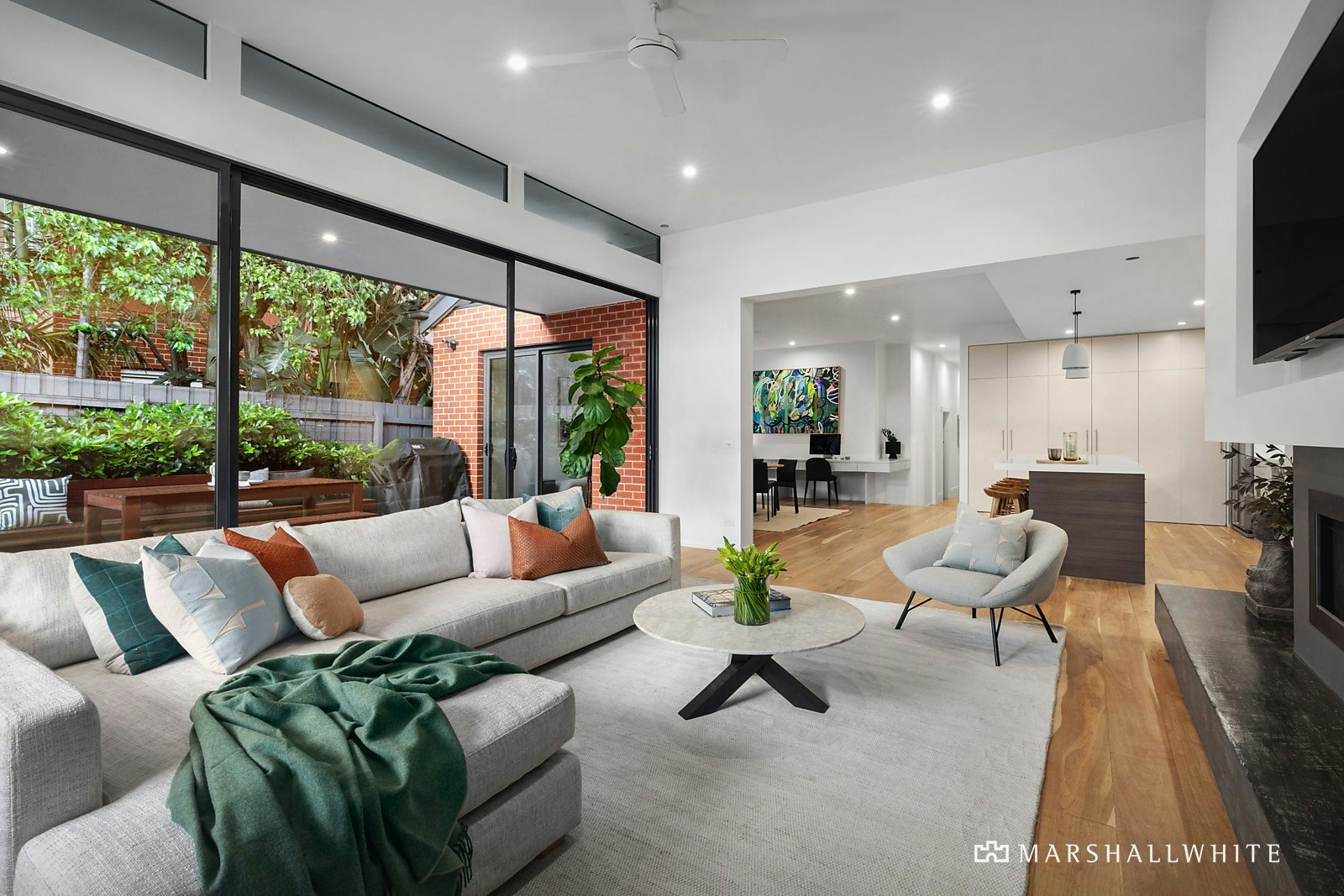 6 Irymple Avenue, St Kilda, VIC