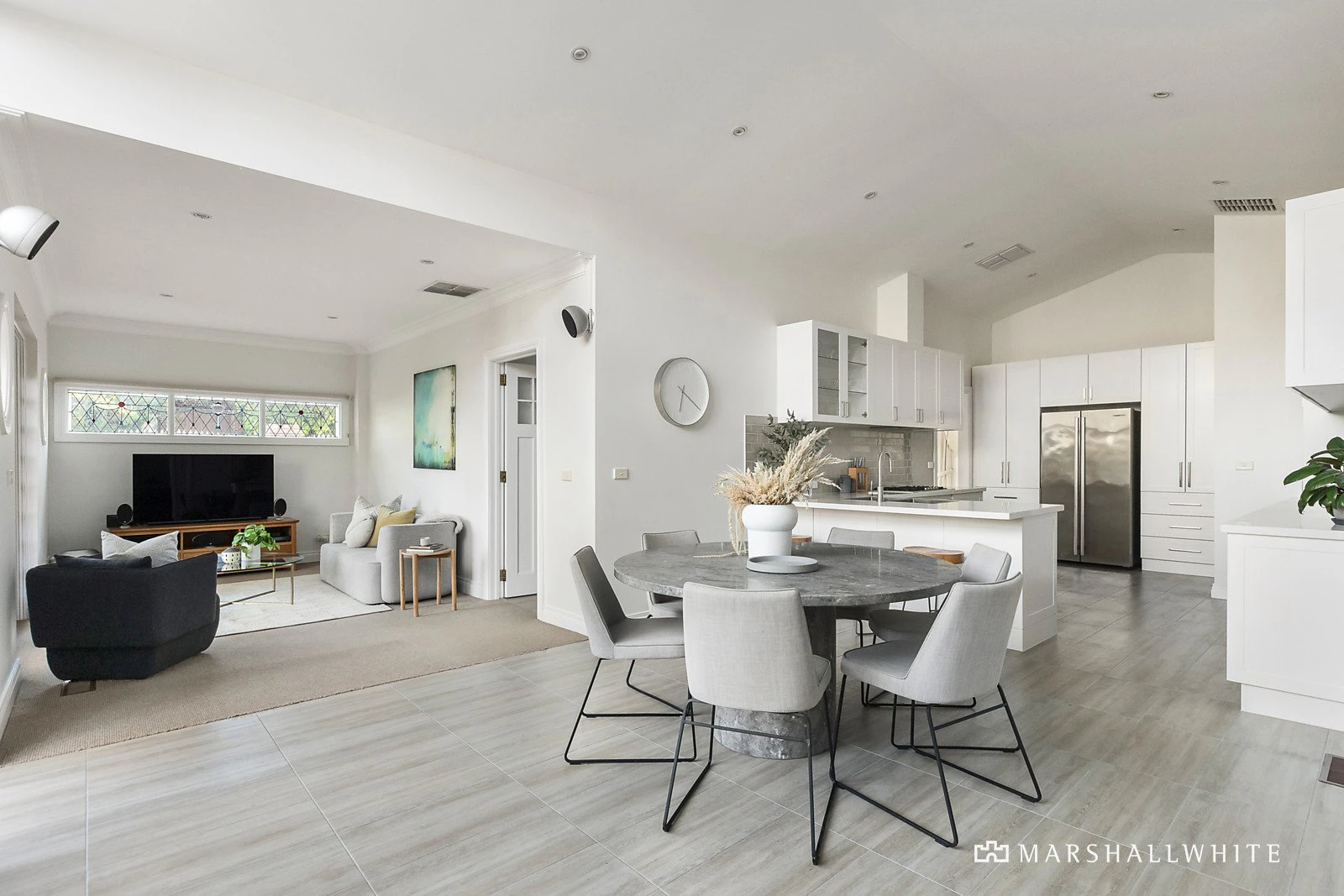 1 Chaleyer Street, Glen Iris, VIC