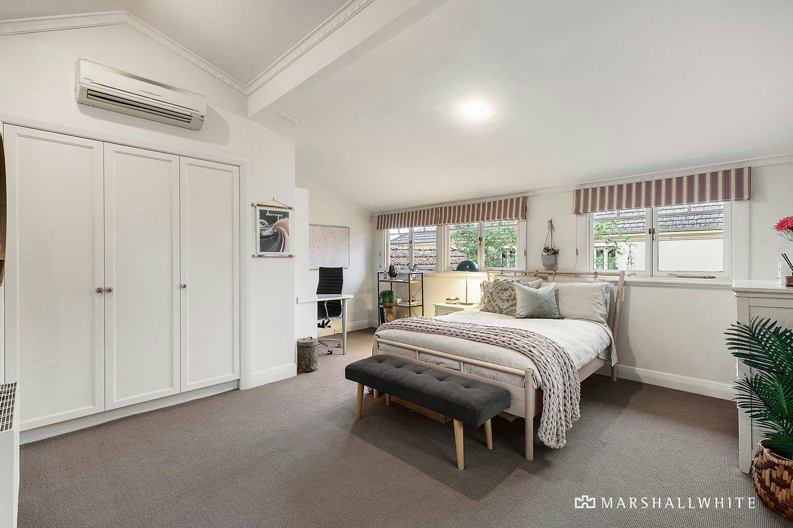 26 Essex Road, Surrey Hills, VIC