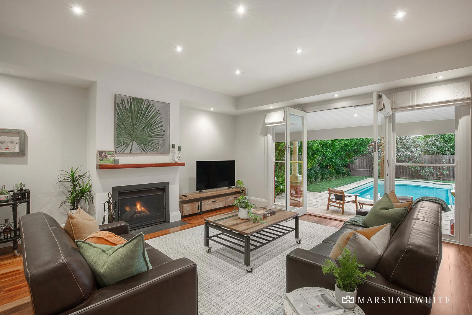 26 Essex Road, Surrey Hills, VIC