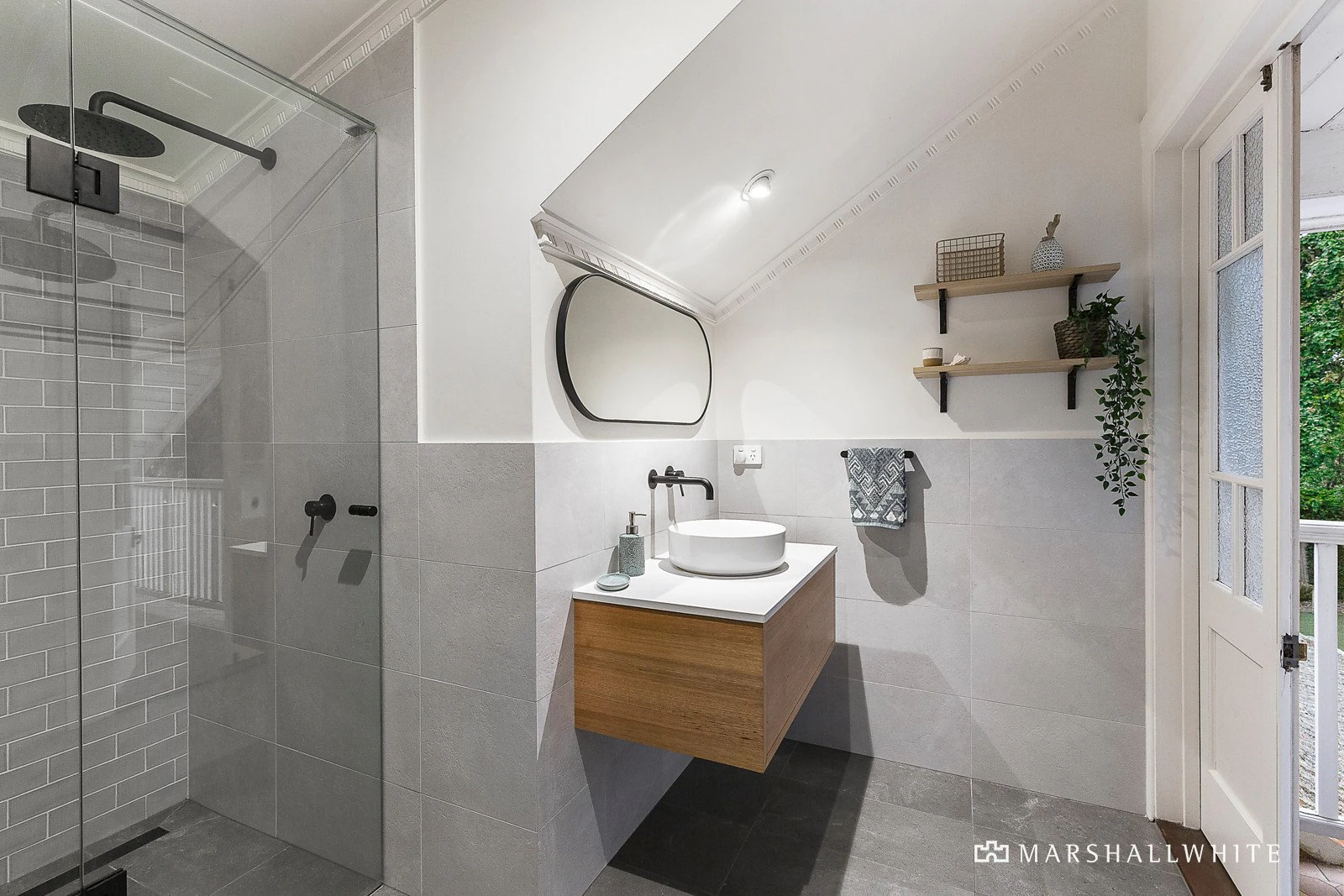 26 Essex Road, Surrey Hills, VIC