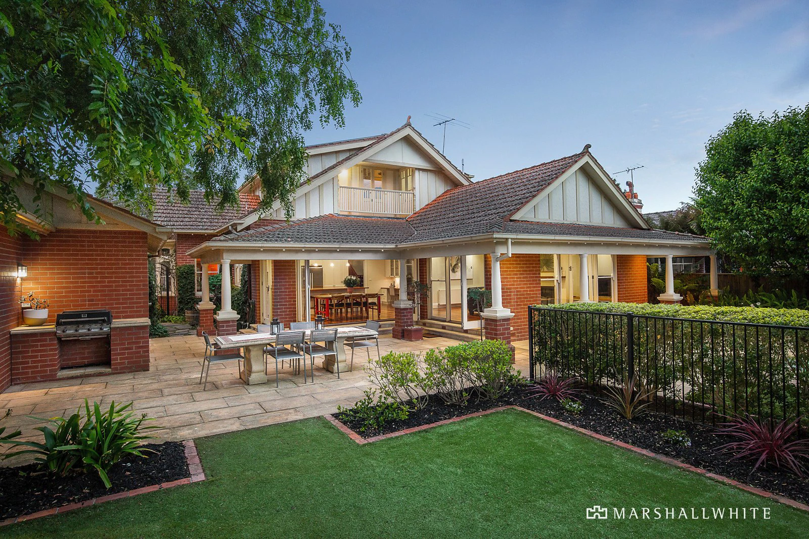 26 Essex Road, Surrey Hills, VIC