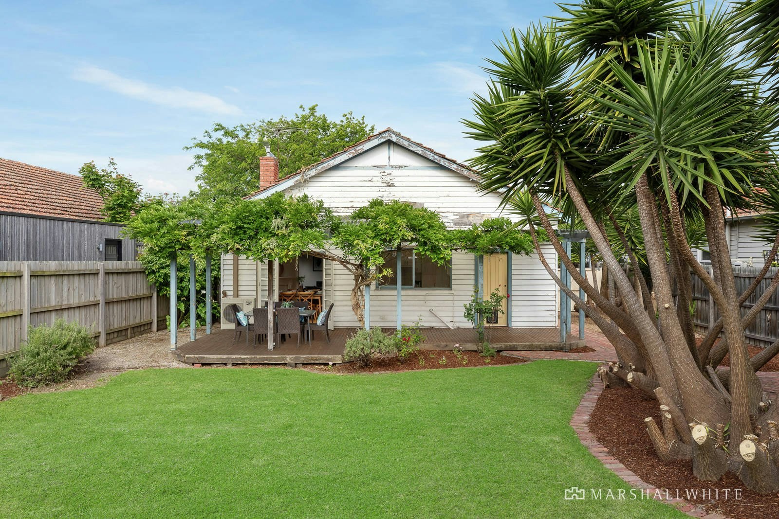 39 Boston Avenue, Malvern East, VIC