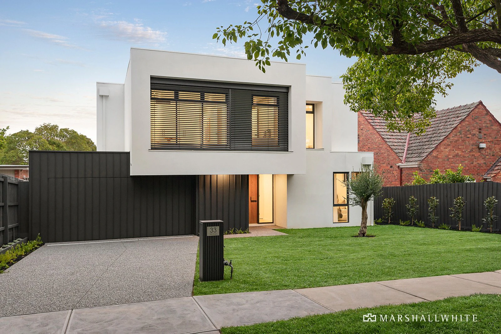 33 Dent Street, Glen Iris, VIC