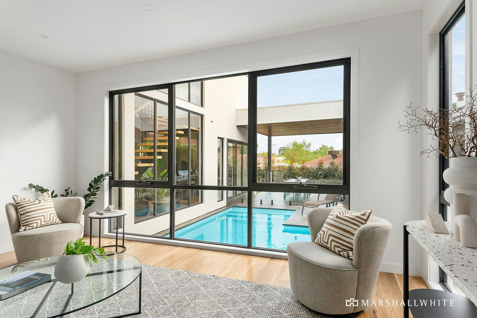 33 Dent Street, Glen Iris, VIC