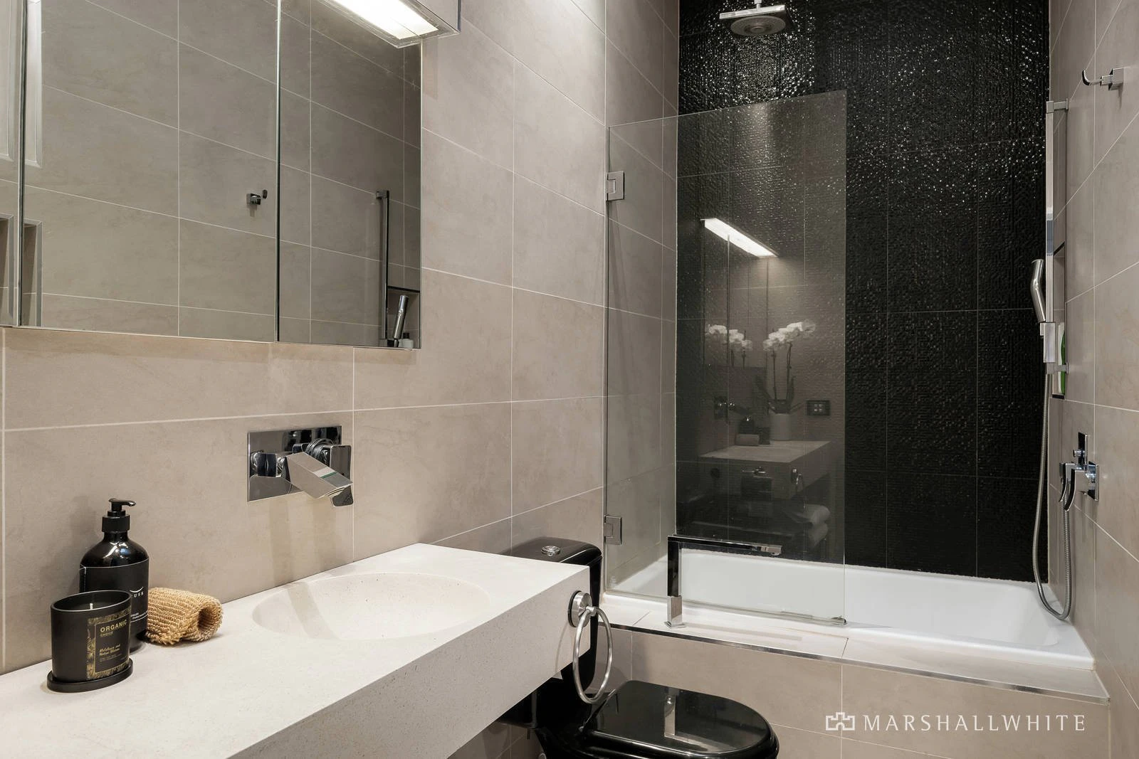 4/84-86 Dickens Street, Elwood, 3184