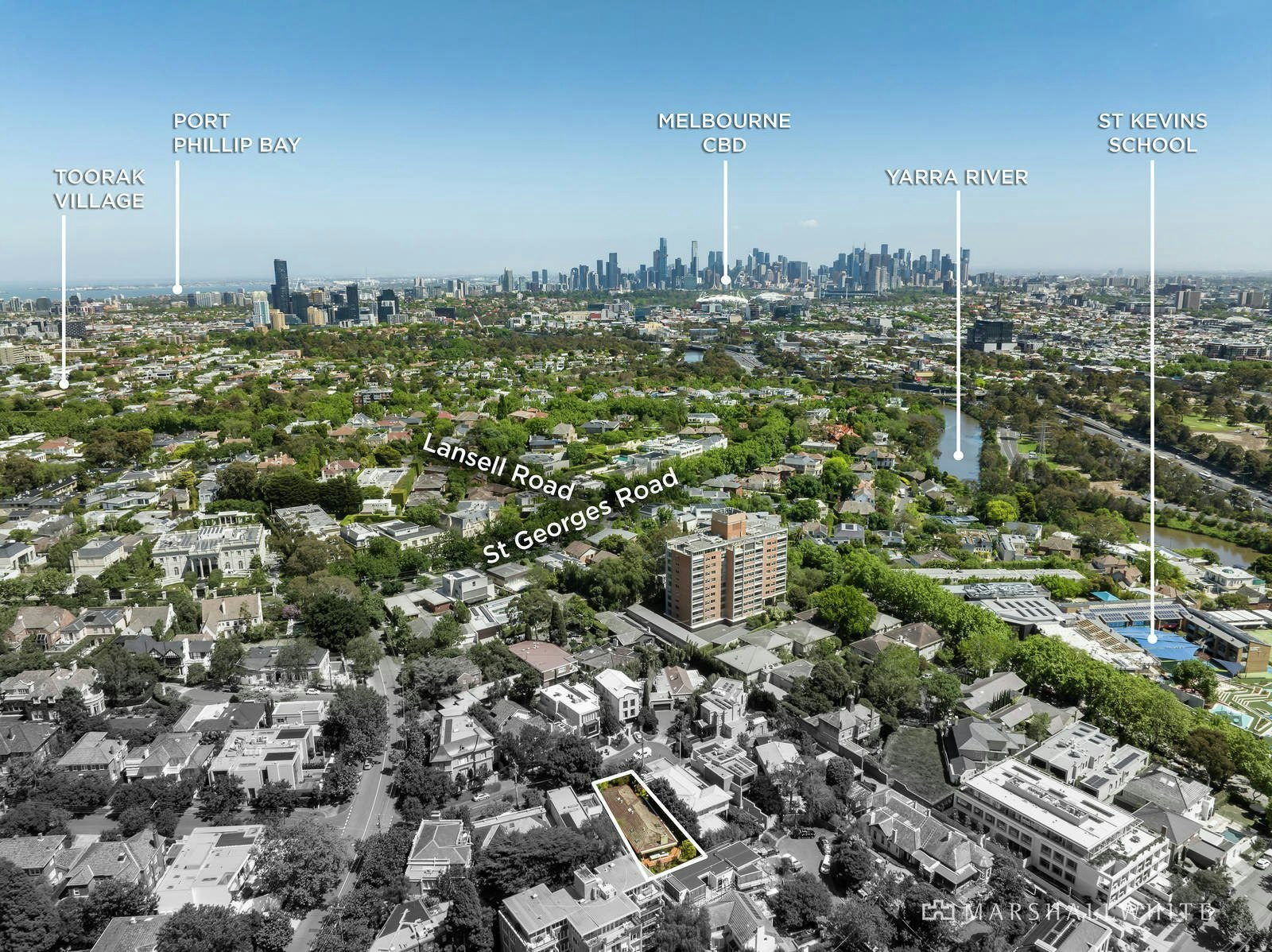 8 Duffryn Place, Toorak, VIC