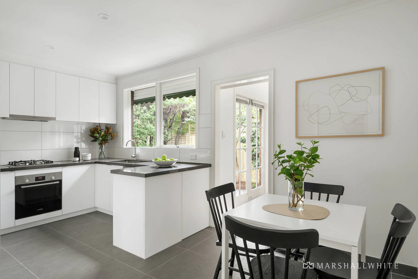 2/27 Glenbrook Avenue, Malvern East, VIC
