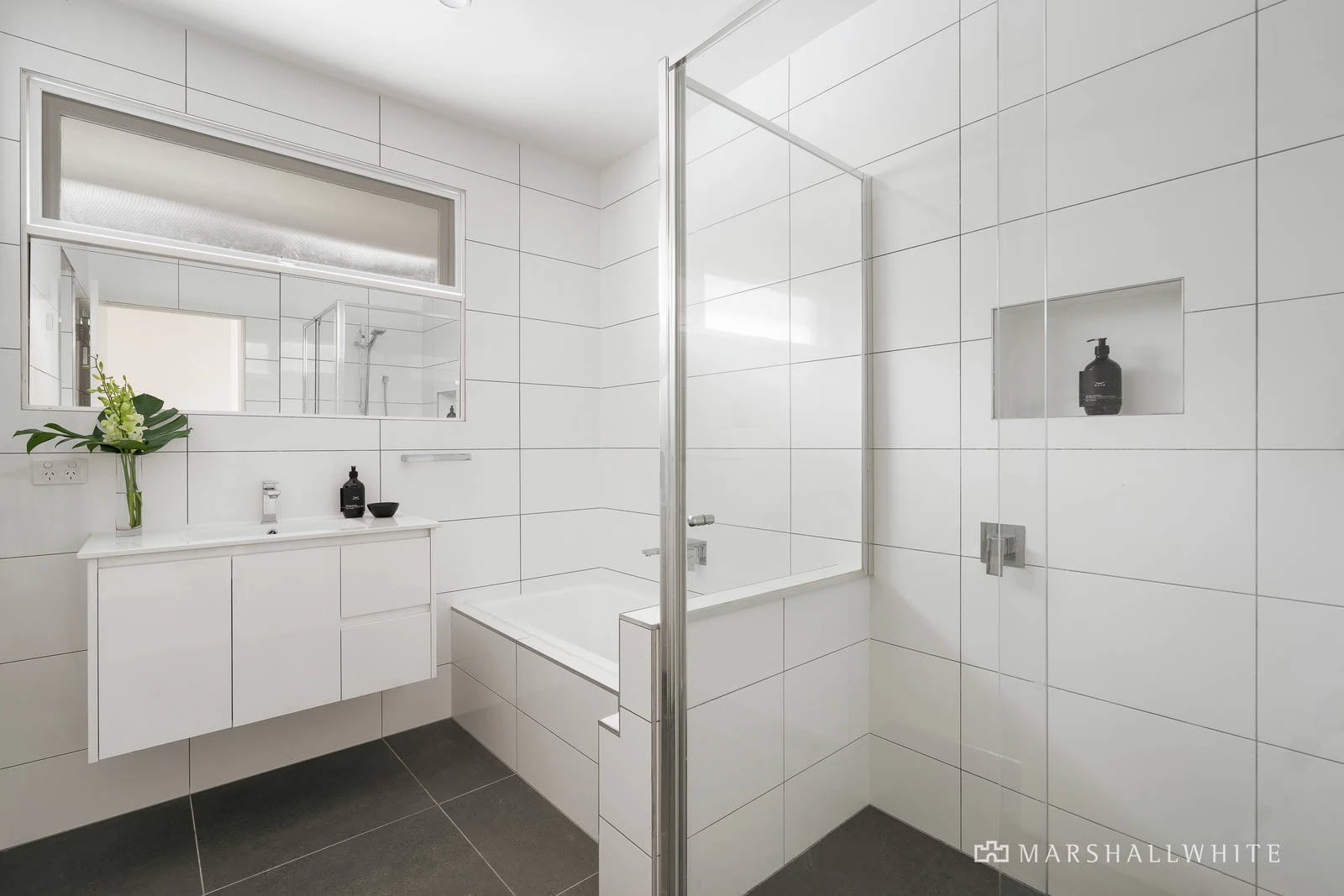2/27 Glenbrook Avenue, Malvern East, VIC