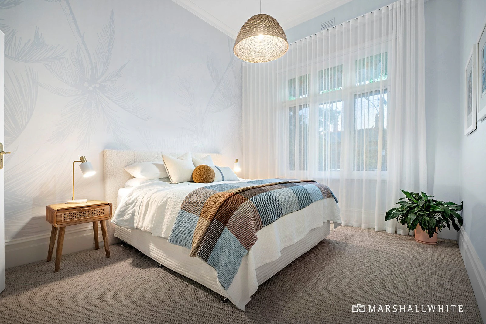 47 Dinsdale Street, Albert Park, VIC