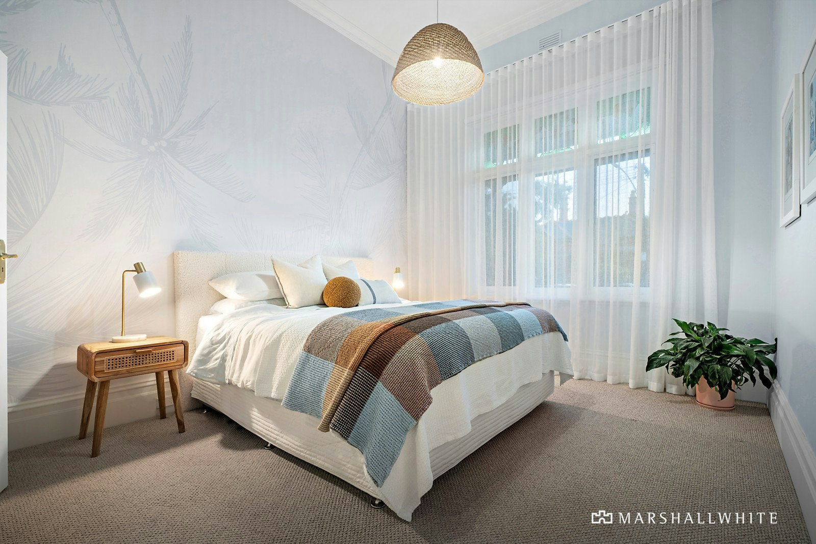 47 Dinsdale Street, Albert Park, VIC