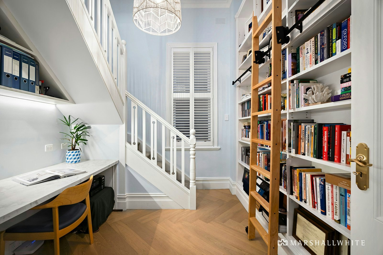 47 Dinsdale Street, Albert Park, VIC