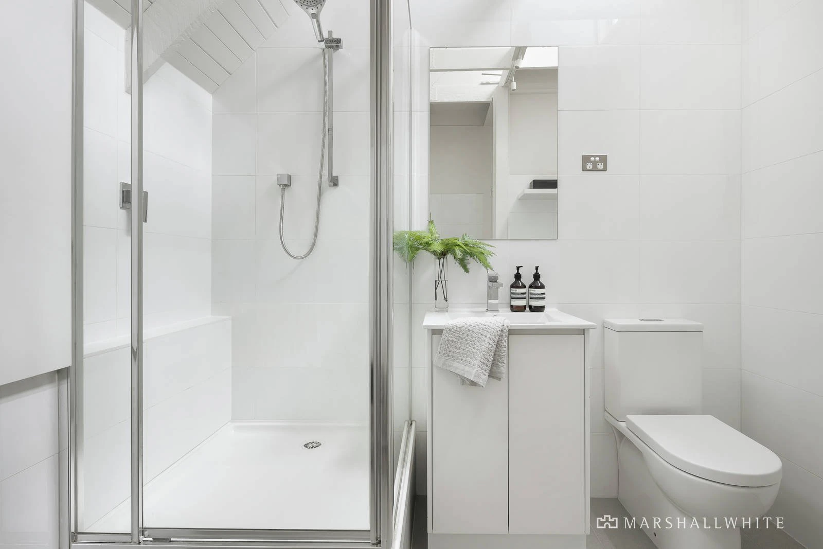 2/26 Powell Street, South Yarra, VIC