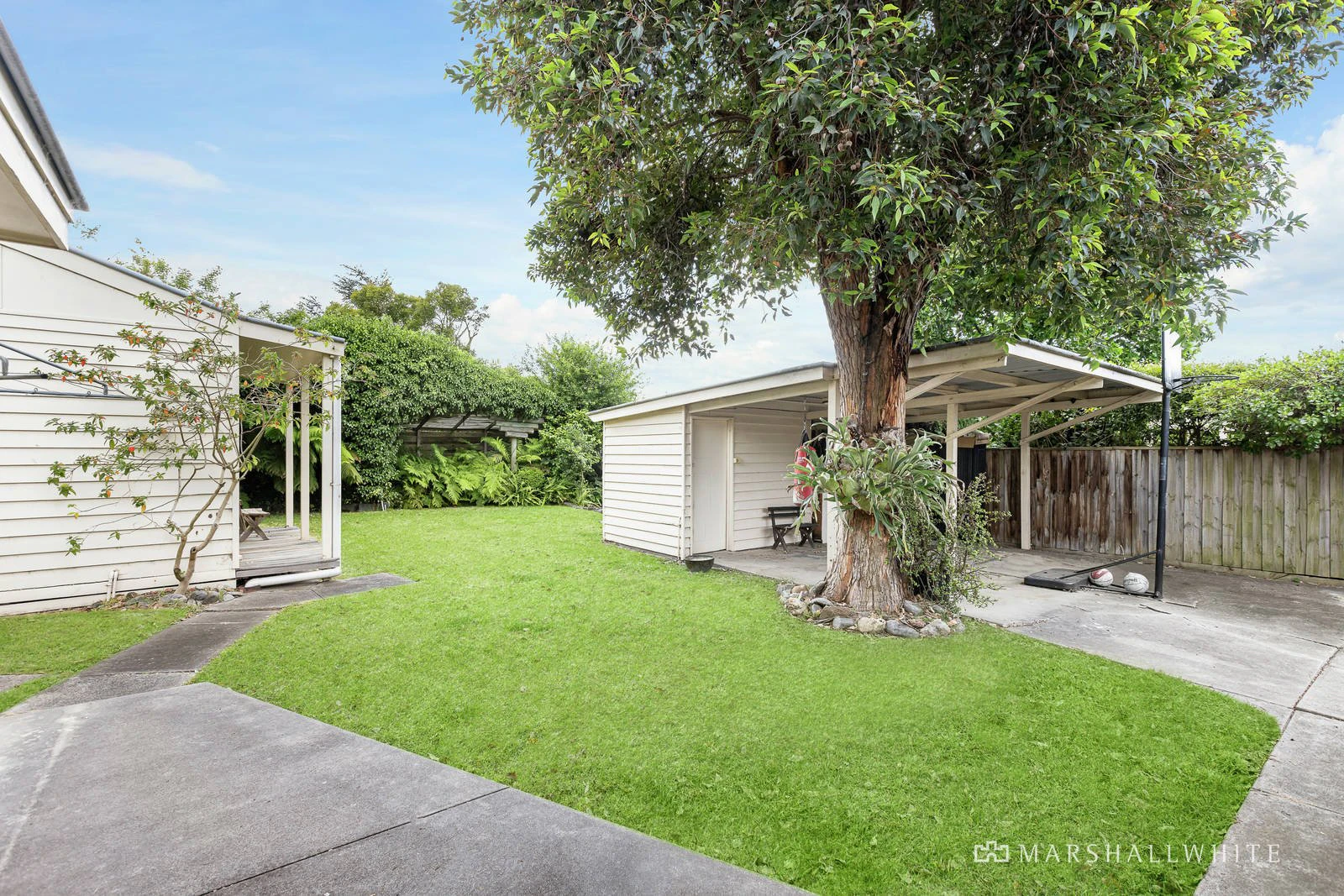 11 Woodlands Avenue, Kew East, 3102