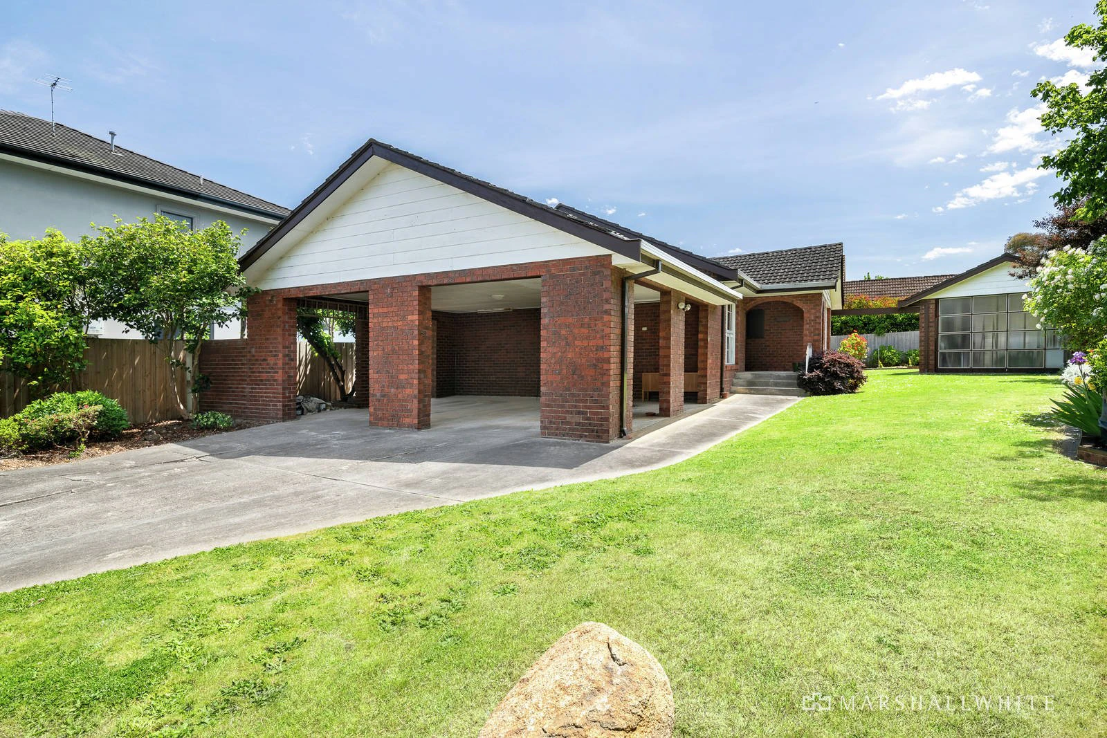 4 Loxley Court, Doncaster East, VIC