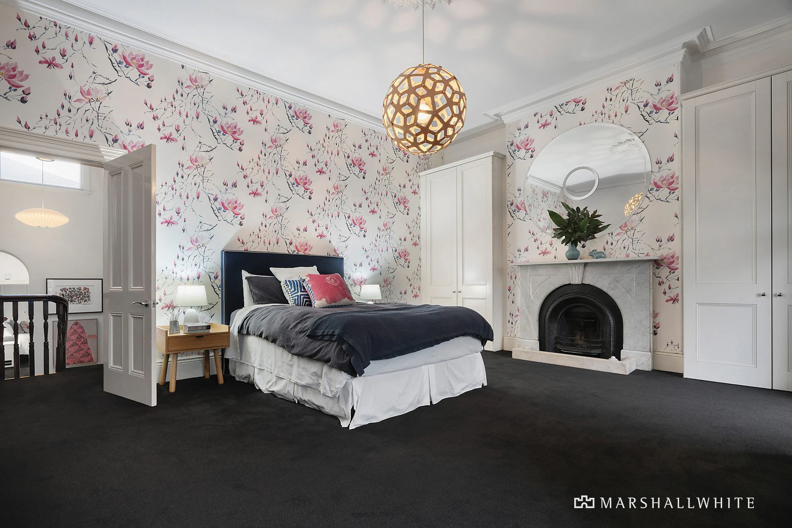 2 Canterbury Road, Albert Park, VIC