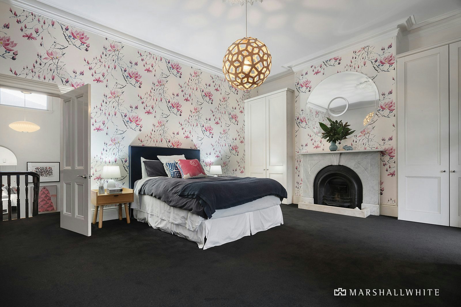 2 Canterbury Road, Albert Park, VIC