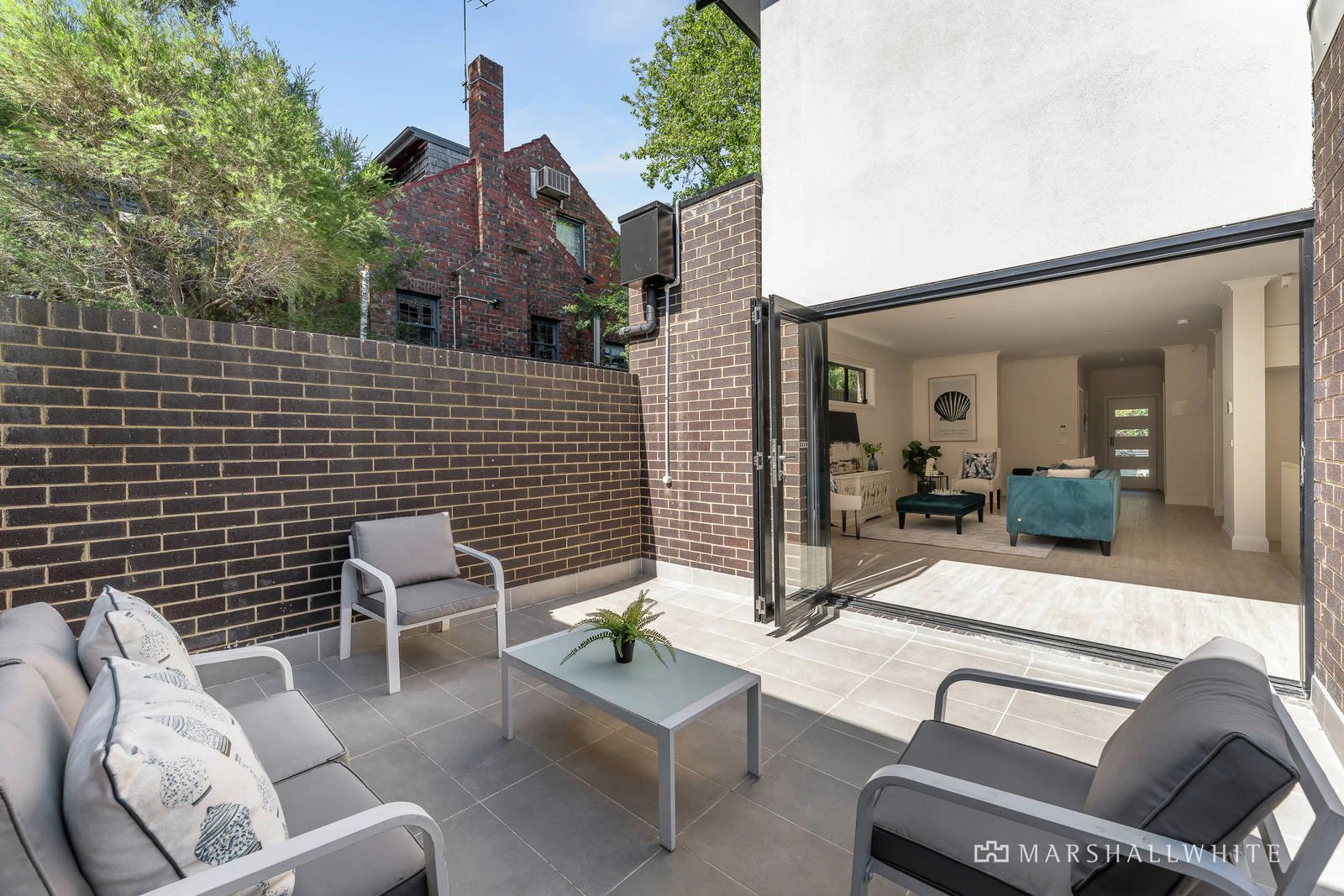 1/106 Warrigal Road, Camberwell, VIC