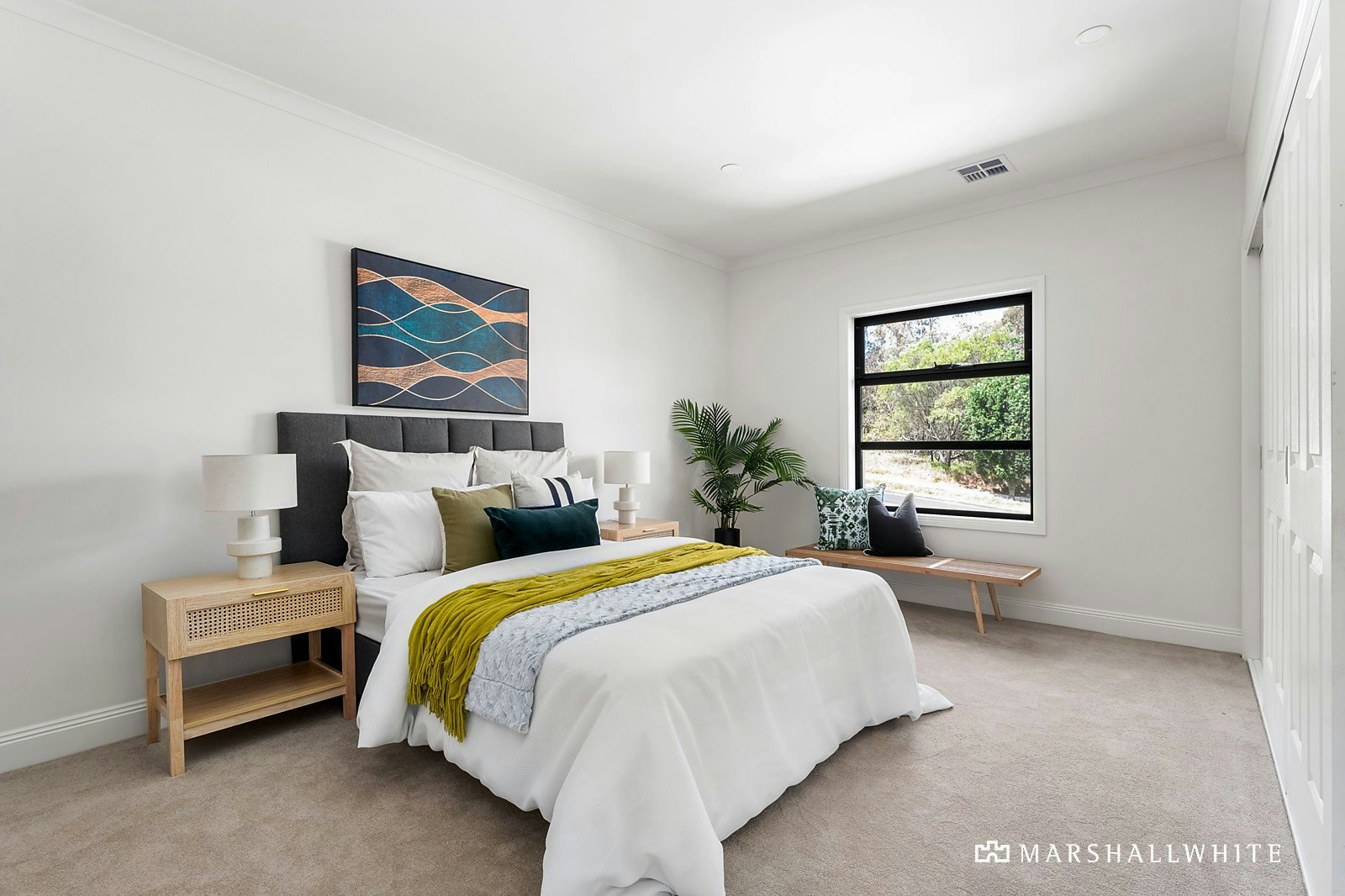 2/106 Warrigal Road, Camberwell, VIC