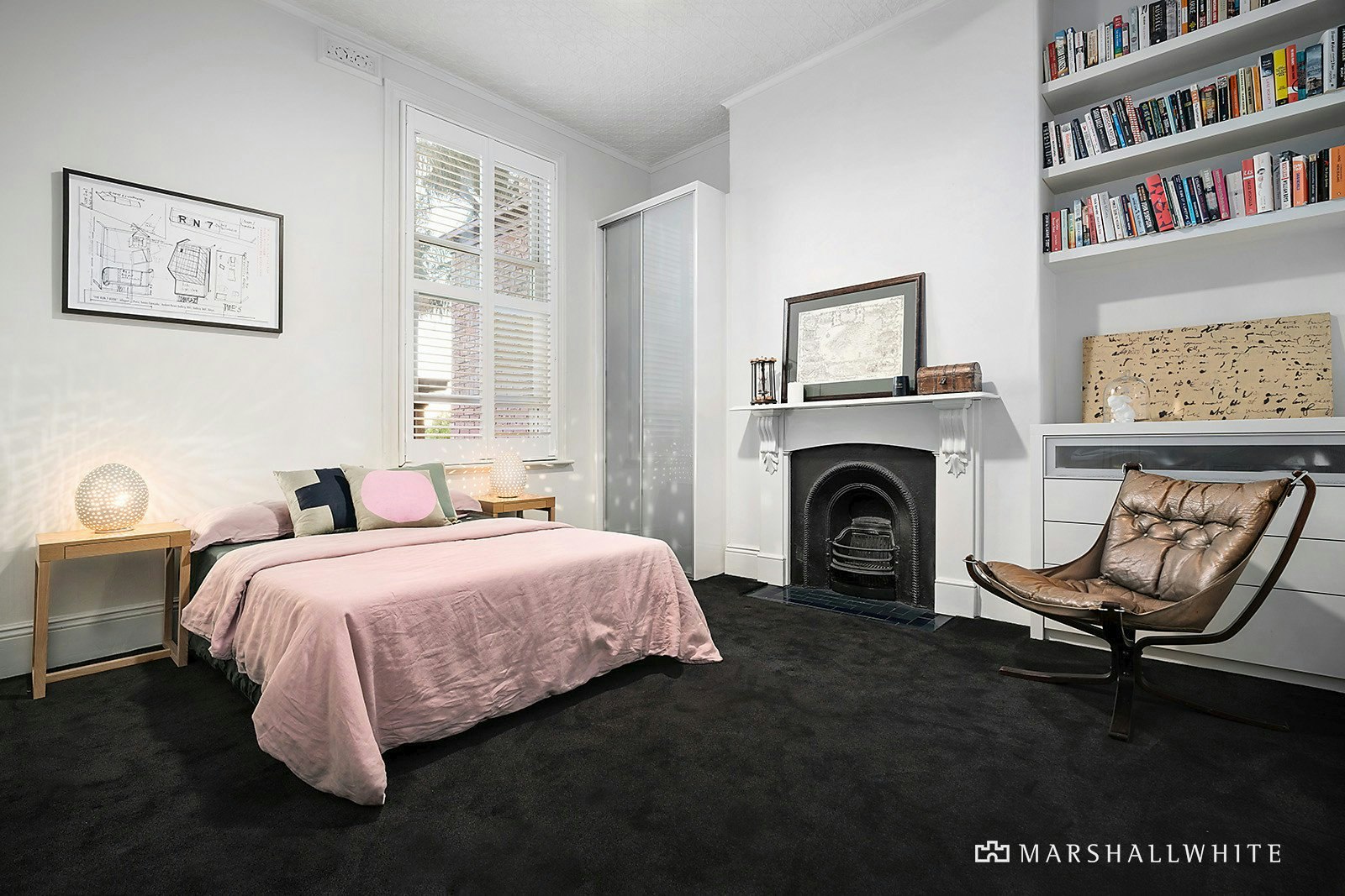 2 Canterbury Road, Albert Park, VIC