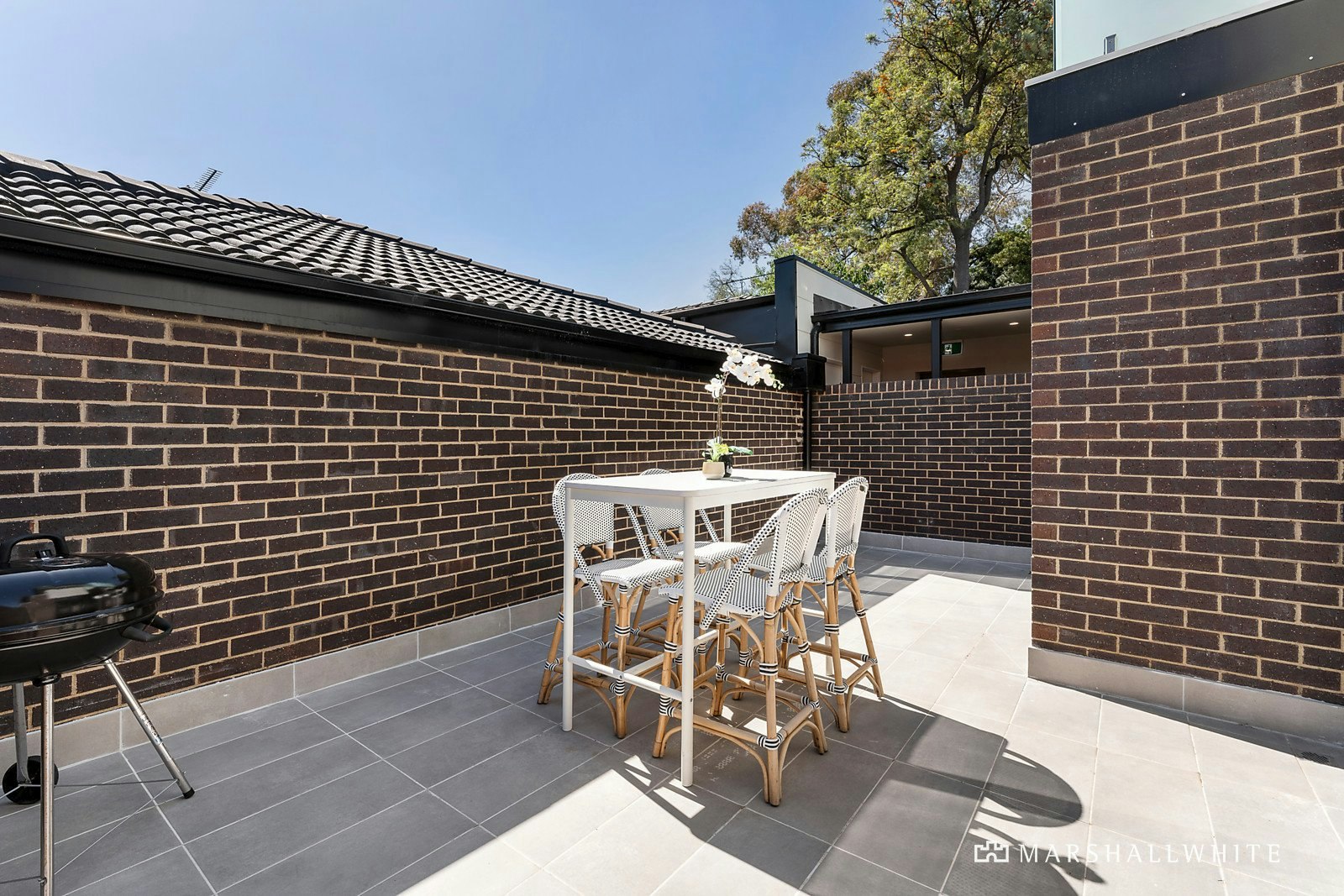 2/106 Warrigal Road, Camberwell, VIC