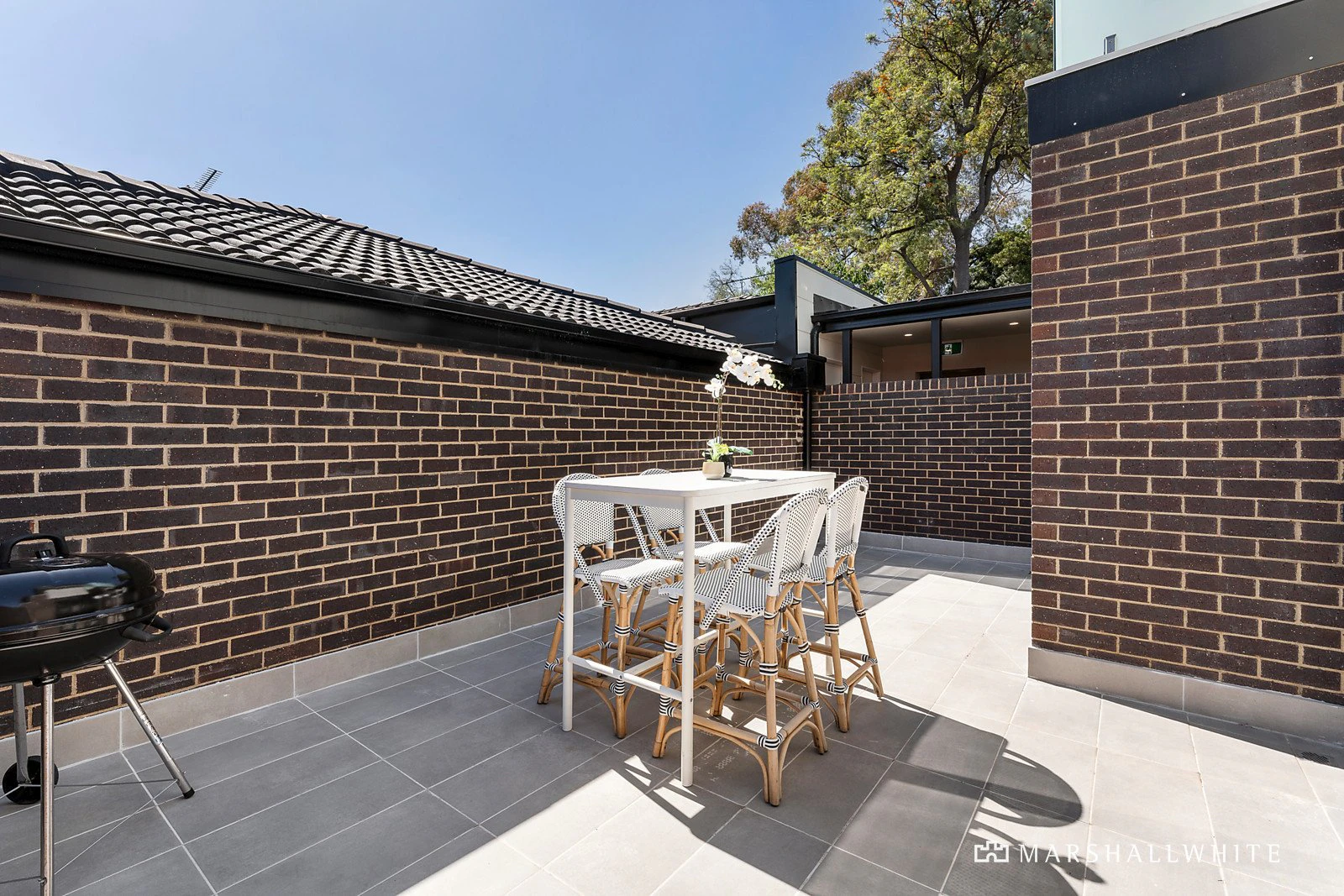 2/106 Warrigal Road, Camberwell, VIC