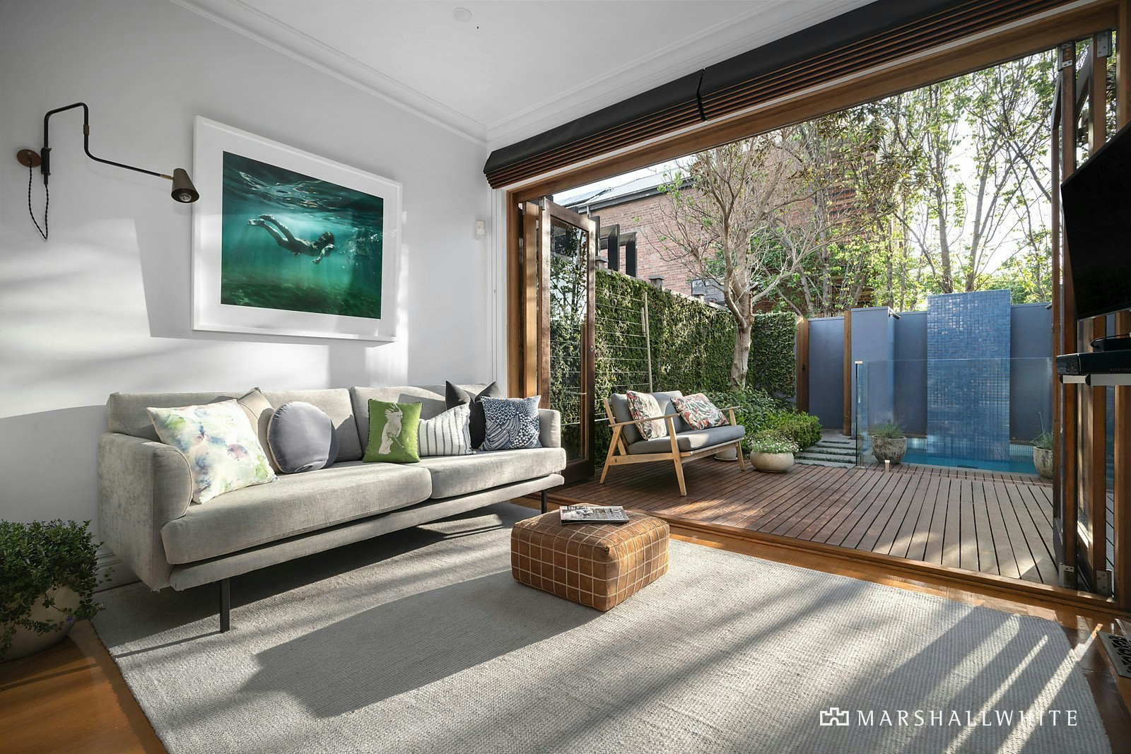 2 Canterbury Road, Albert Park, VIC