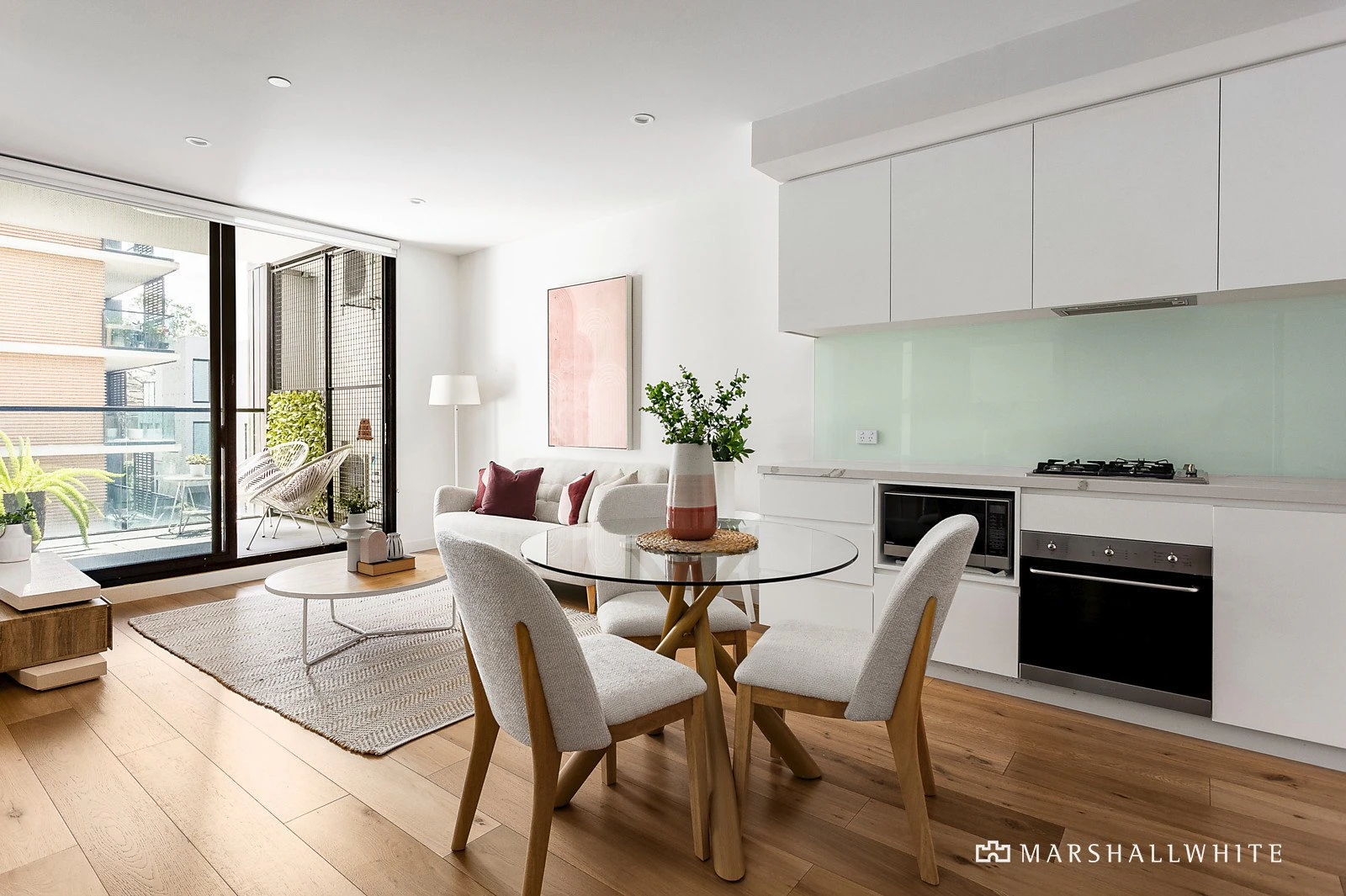 201/7 Red Hill Terrace, Doncaster East, 3109