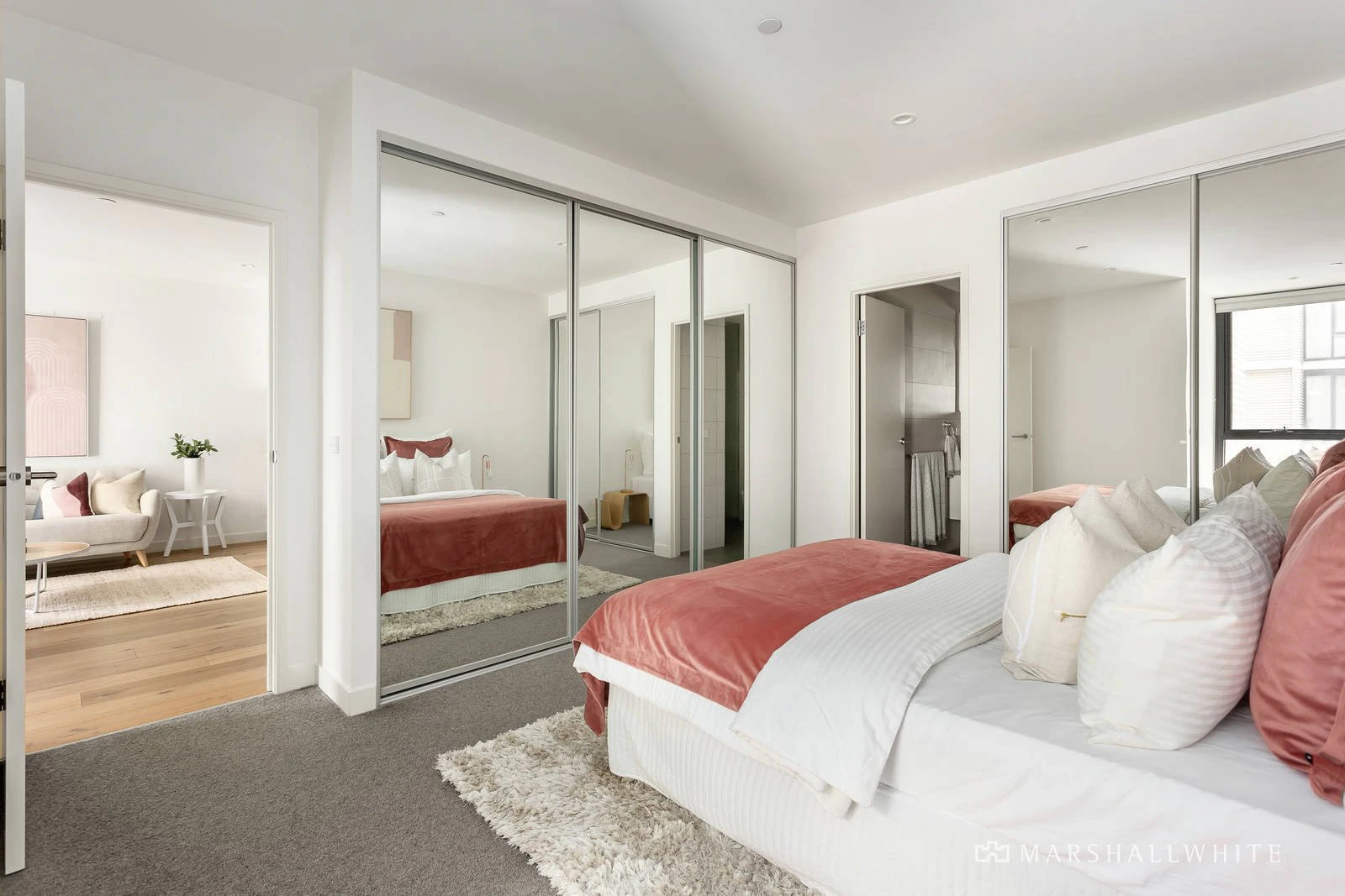 201/7 Red Hill Terrace, Doncaster East, 3109