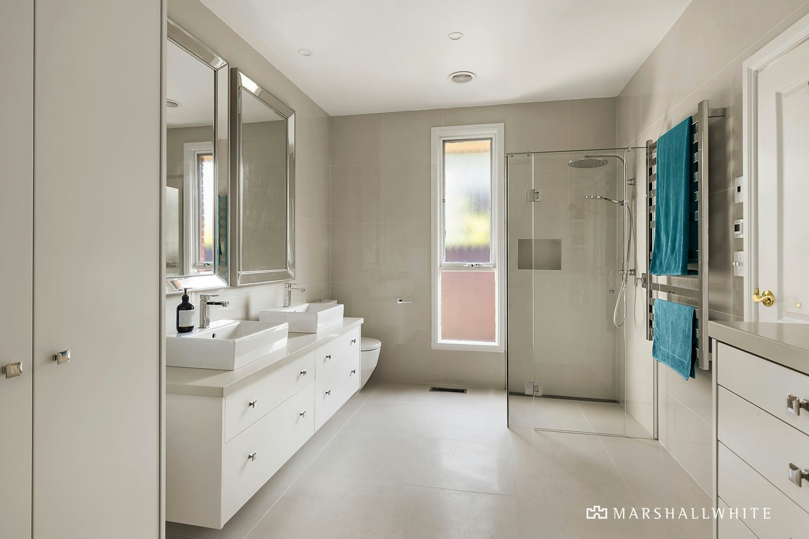 2B Wellesley Street, Mont Albert, VIC