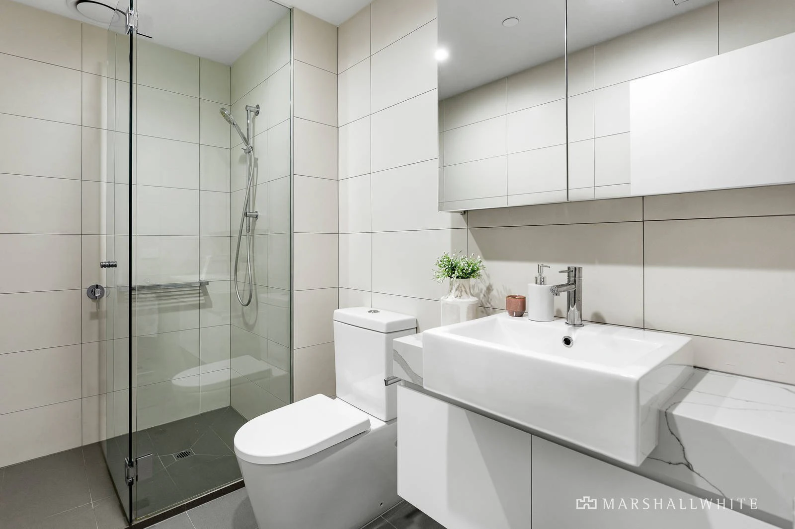 201/7 Red Hill Terrace, Doncaster East, 3109