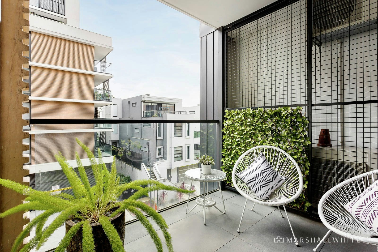 201/7 Red Hill Terrace, Doncaster East, 3109