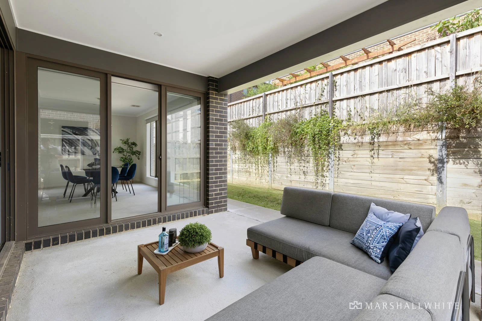 38 Parkedge Drive, Wantirna South, VIC
