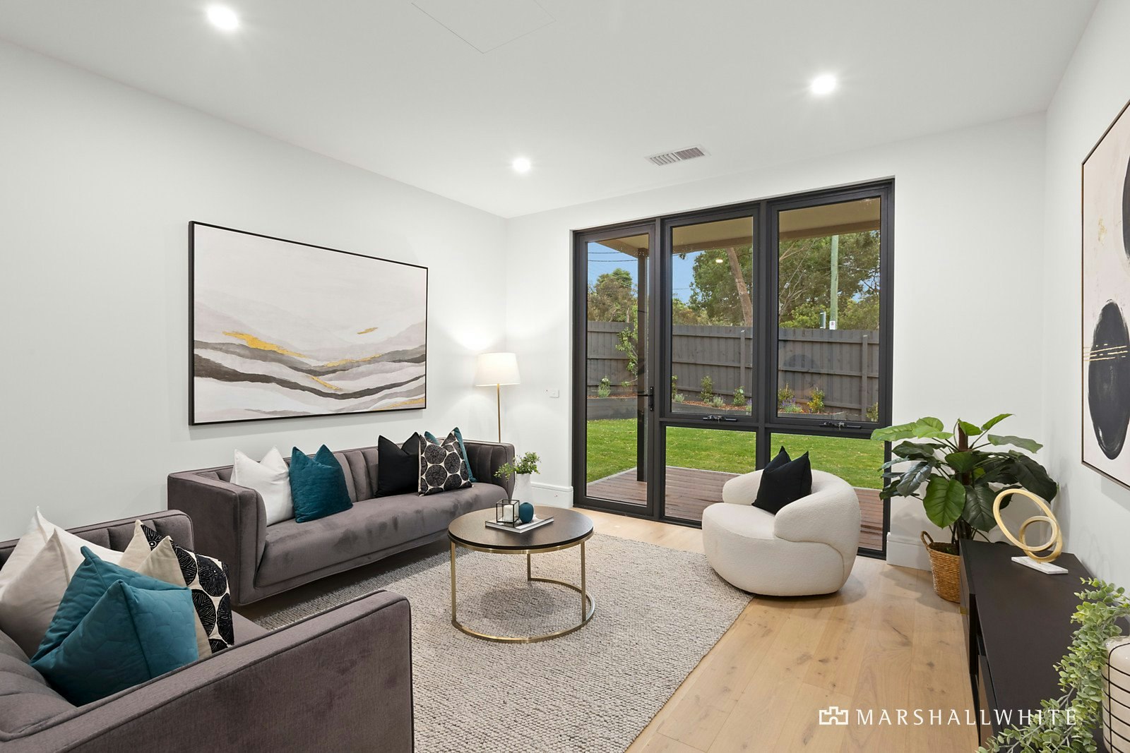 4 Simpson Street, Mitcham, 3132