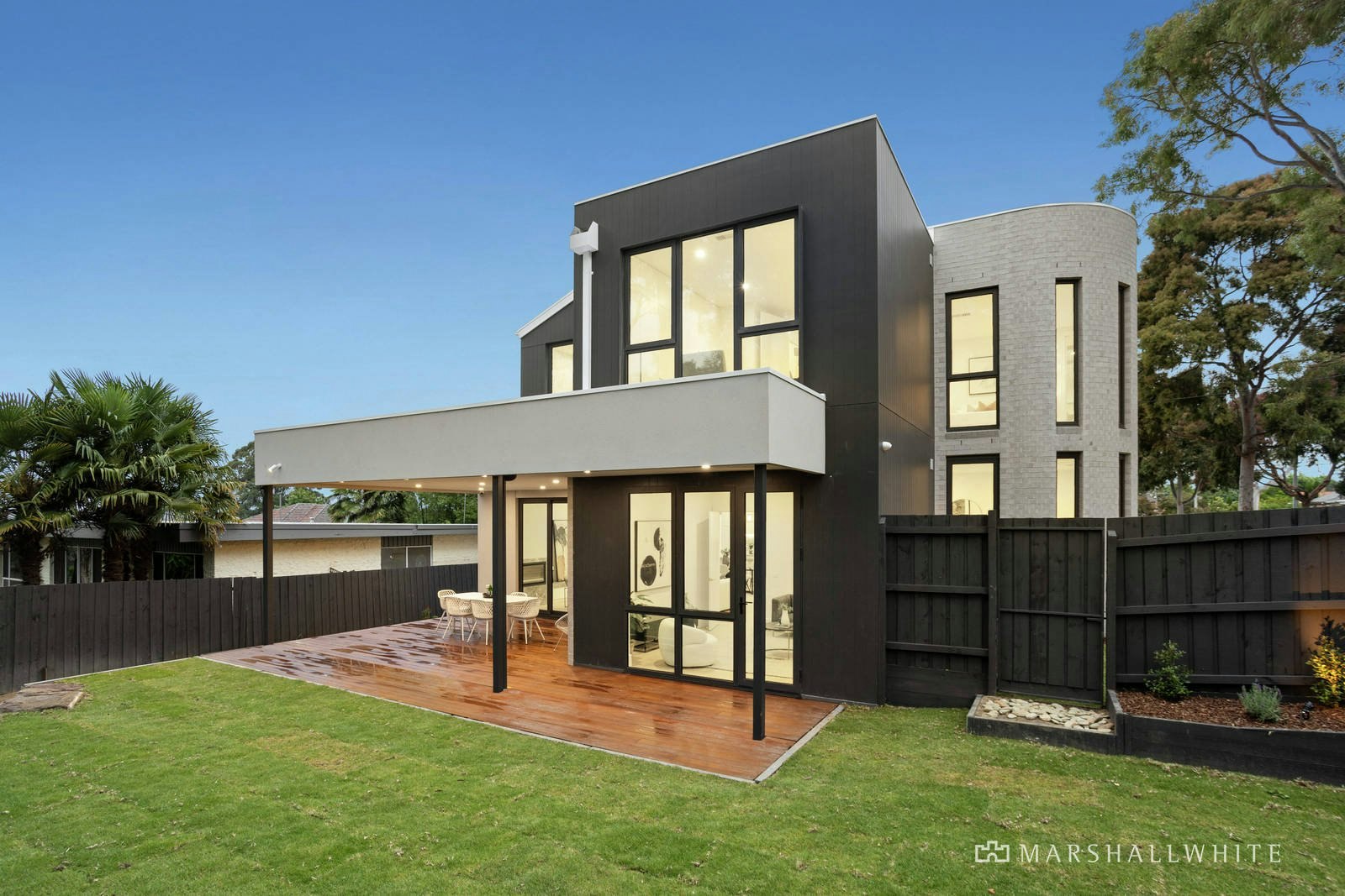 4 Simpson Street, Mitcham, 3132