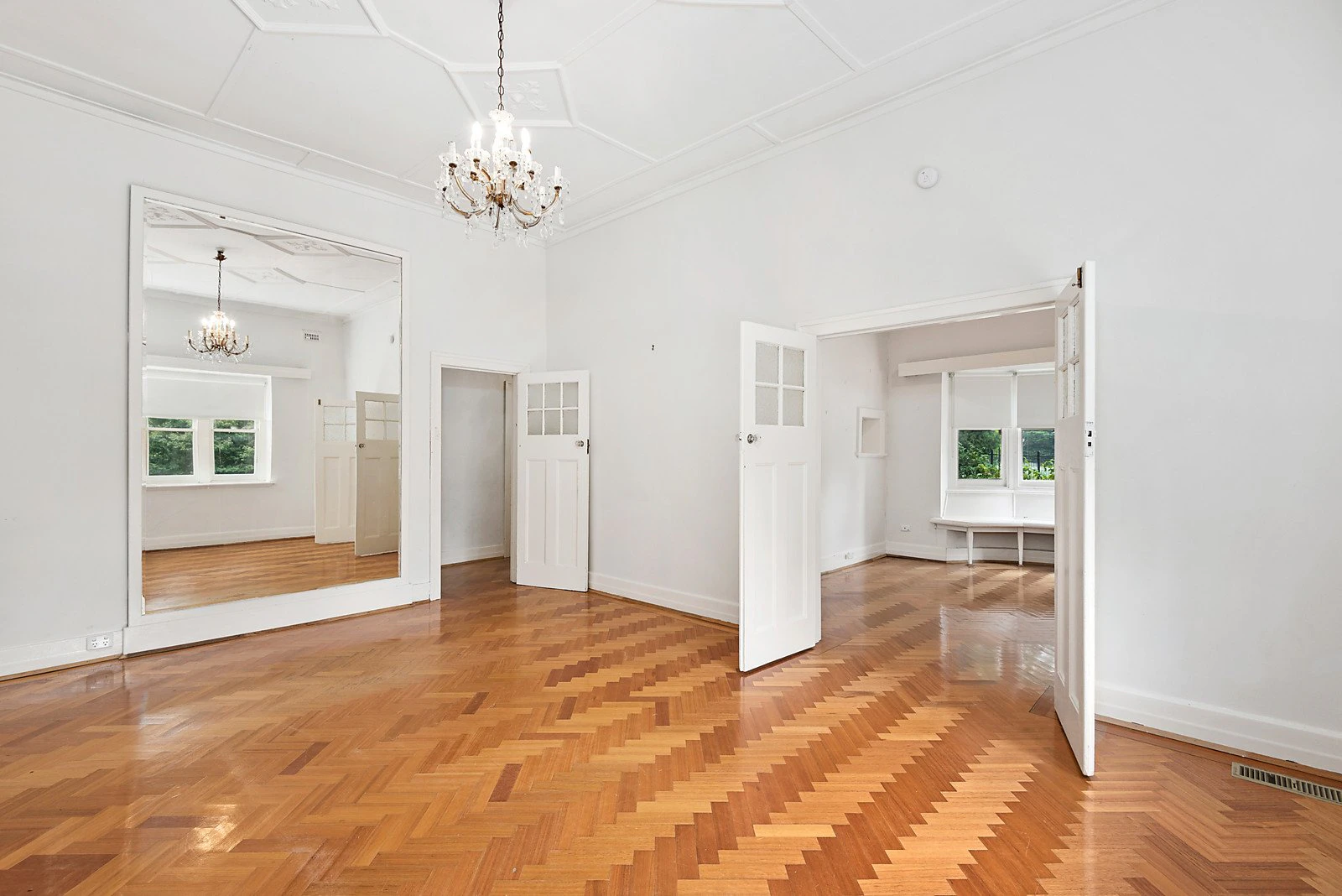 119 Prospect Hill Road, Canterbury, VIC