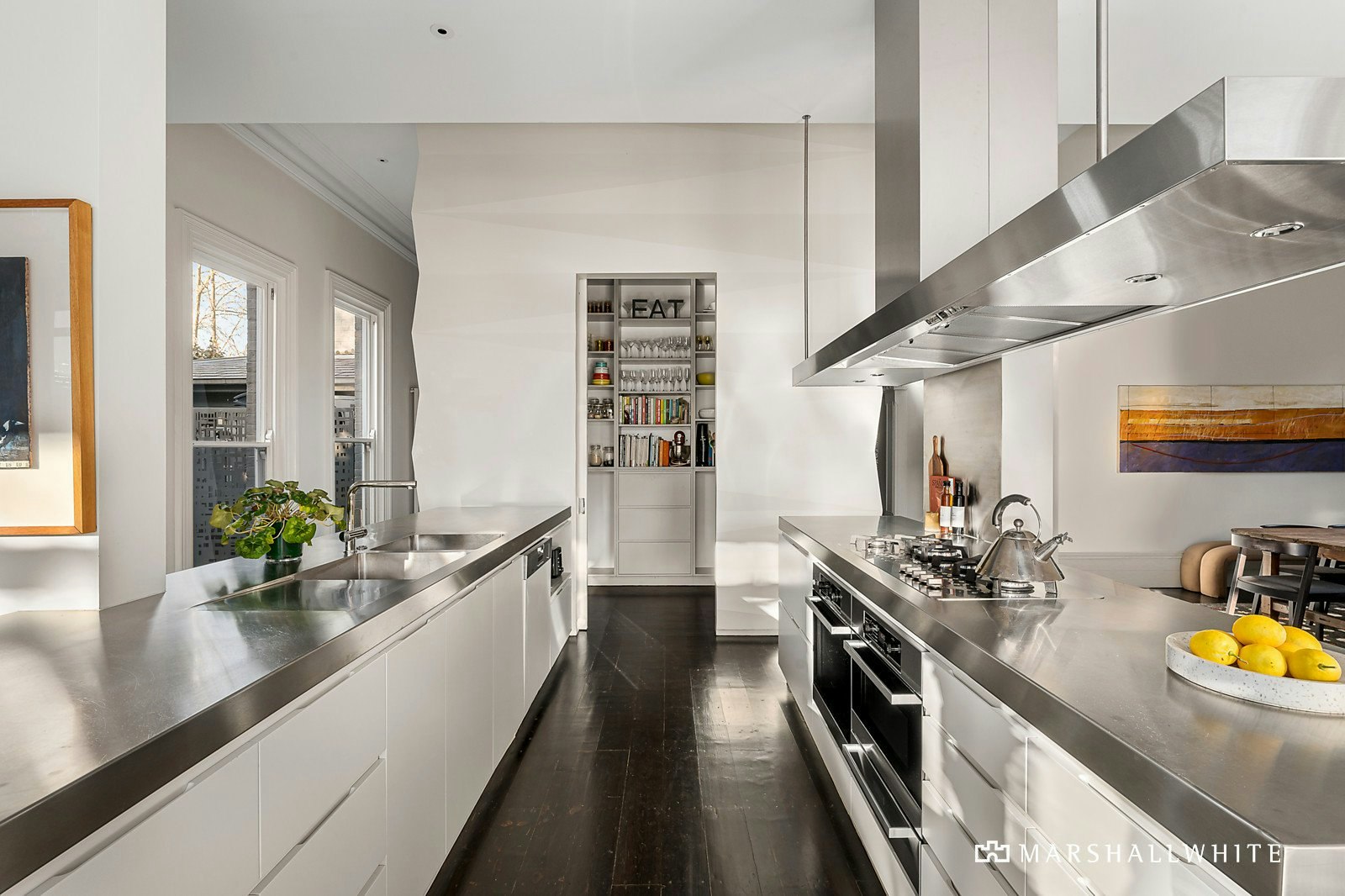 21 Victoria Avenue, Canterbury, VIC