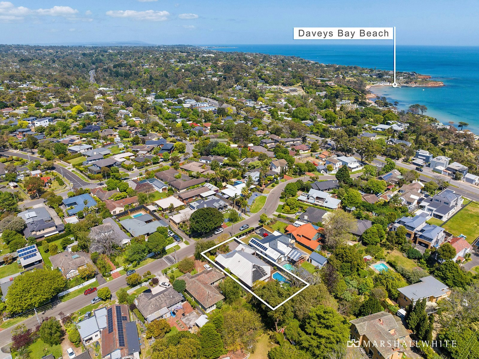 11 Fleetwood Crescent, Frankston South, VIC