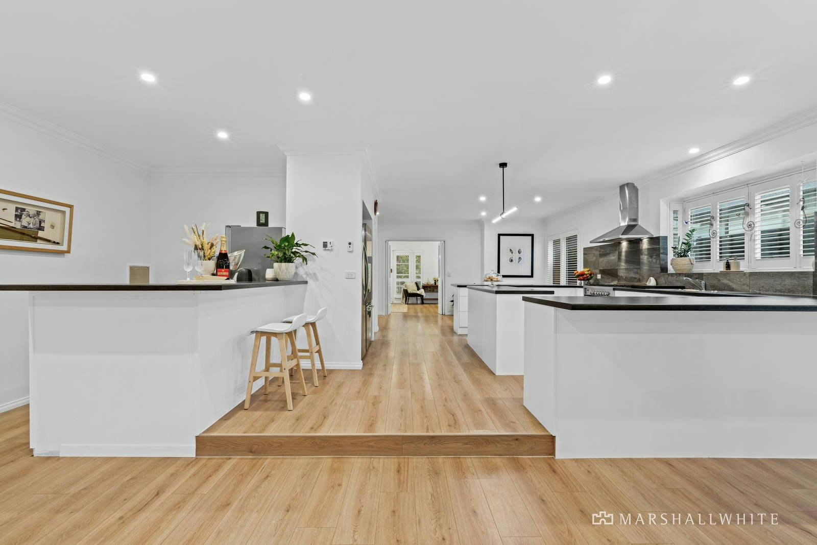 11 Fleetwood Crescent, Frankston South, VIC