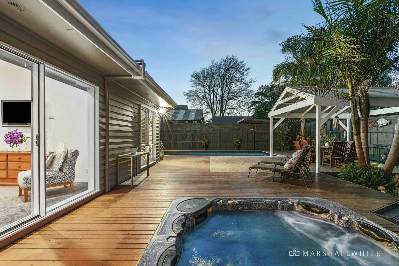 11 Fleetwood Crescent, Frankston South, VIC