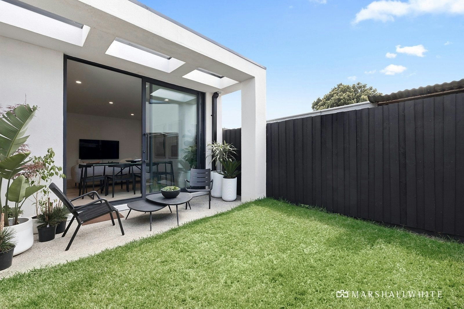 1B Stradbroke Avenue, Brighton East, VIC