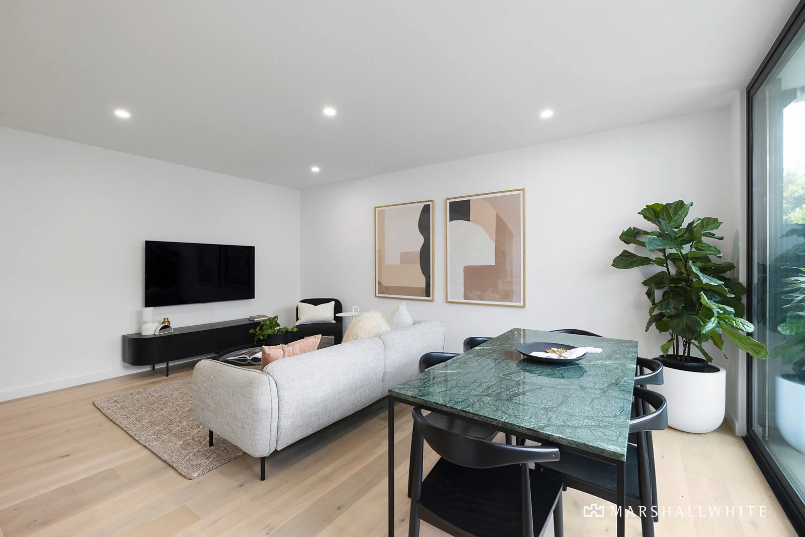 1B Stradbroke Avenue, Brighton East, VIC