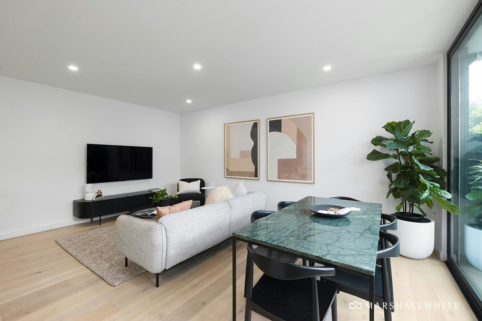 1B Stradbroke Avenue, Brighton East, VIC