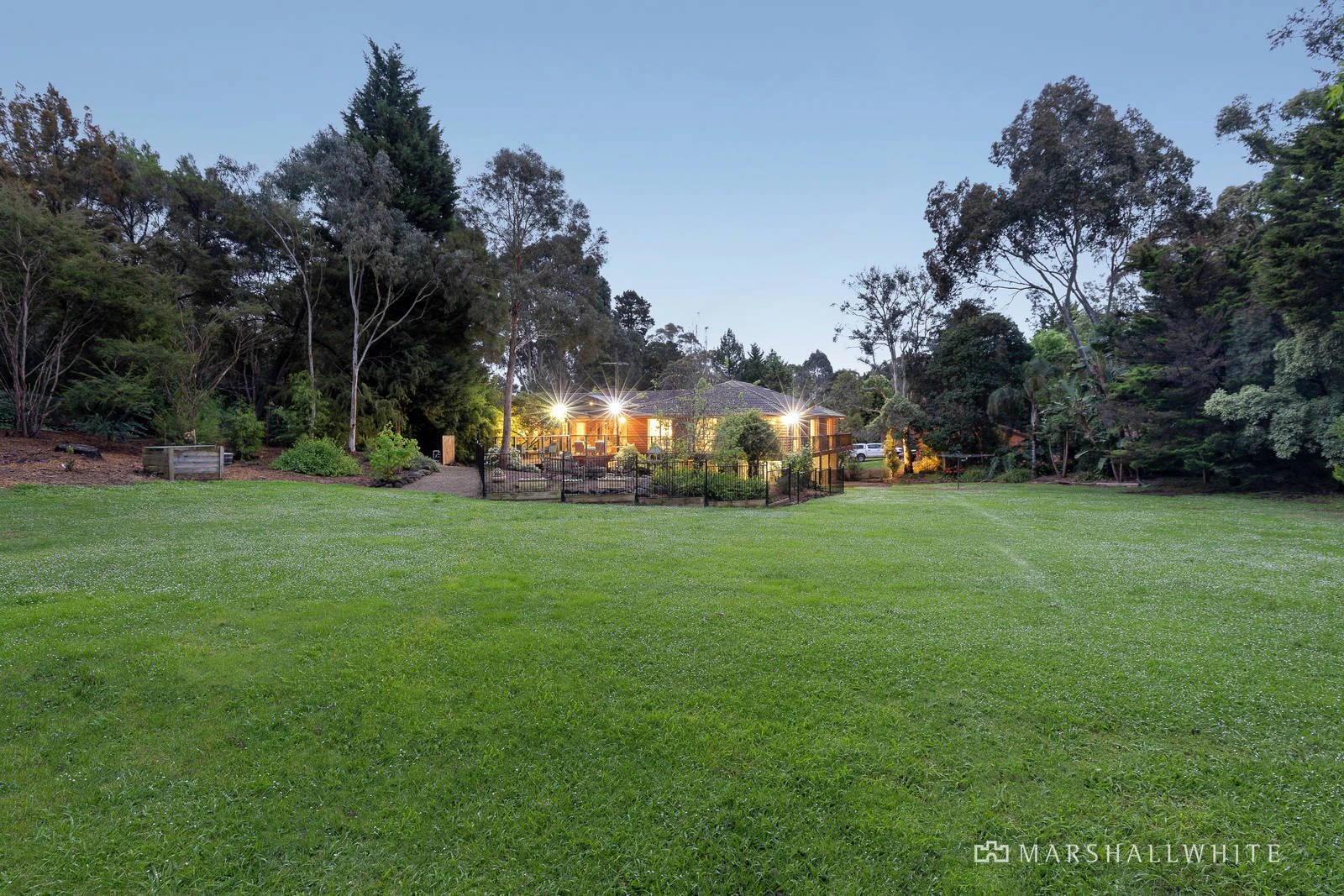 65-67 Gosford Court, Park Orchards, VIC