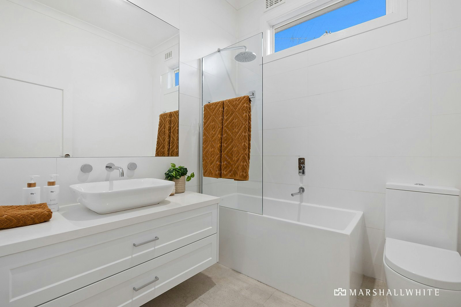 1/13 Highbury Avenue, Hampton East, VIC