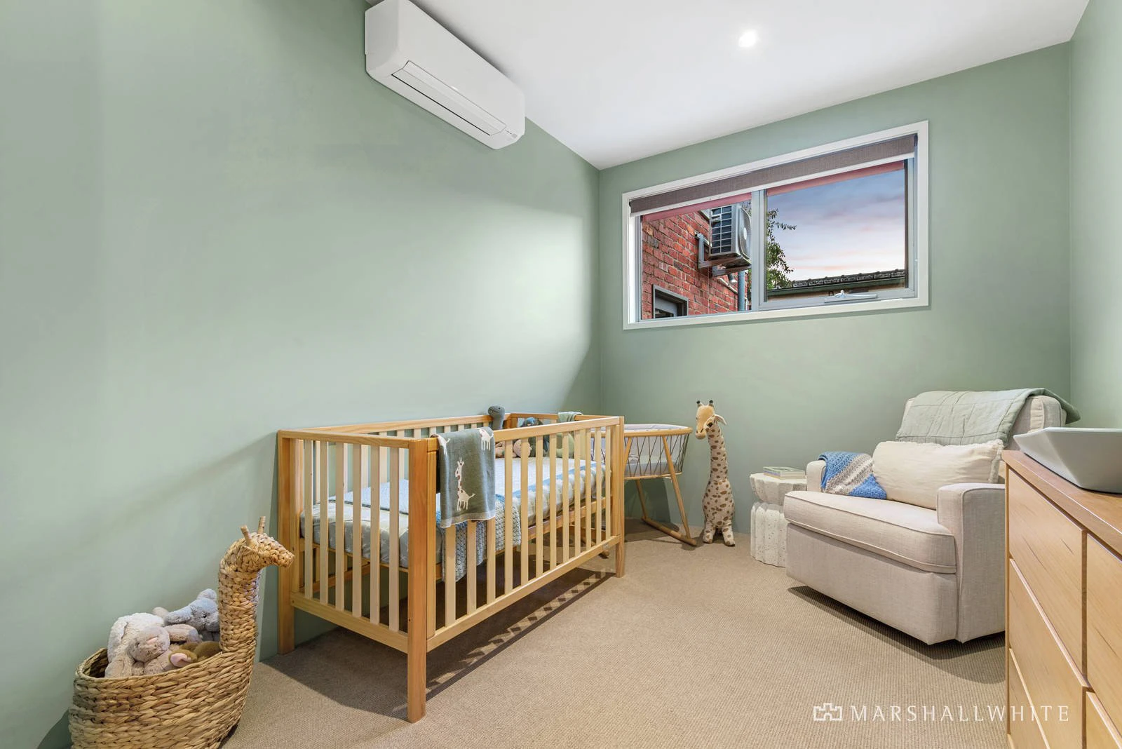 13 Sunningdale Avenue, Mornington, VIC