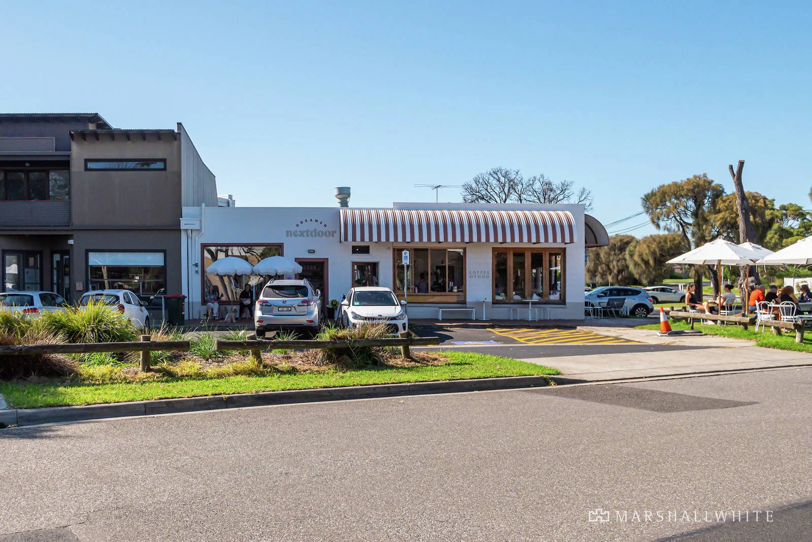 13 Sunningdale Avenue, Mornington, VIC