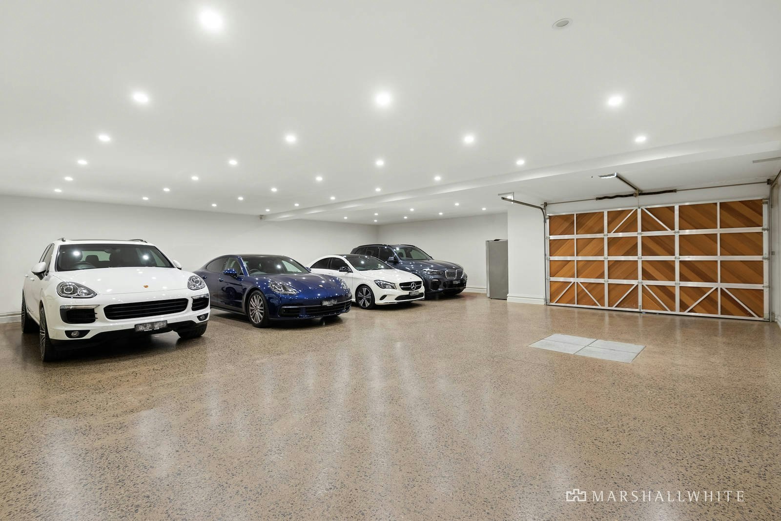 Image of garage