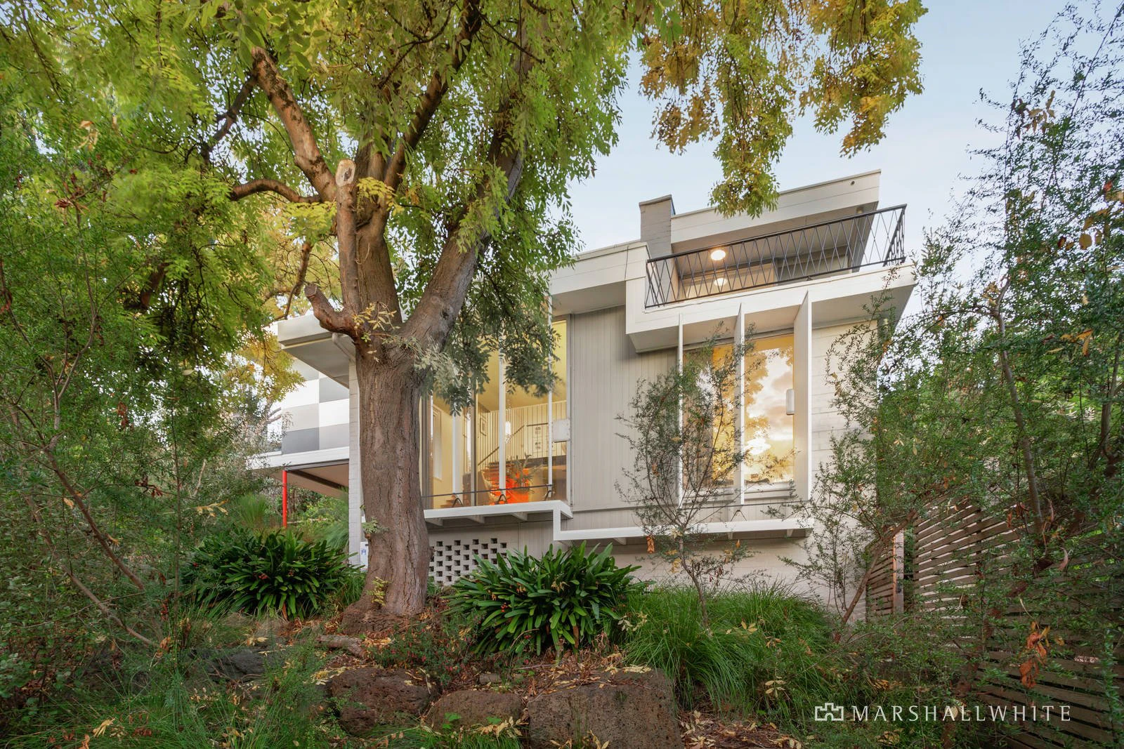 14 Carnsworth Avenue, Kew, VIC